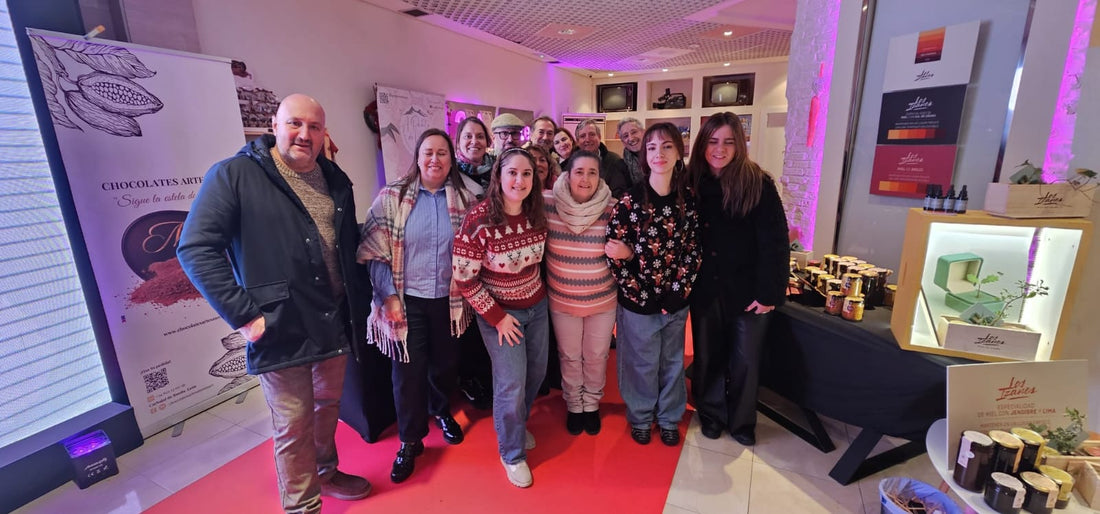 A Punto de Nieve en la Feria del Dulce de Navidad organizada por 24siete y Marmita Mía