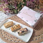 Trío de Financiers en caja de cartón